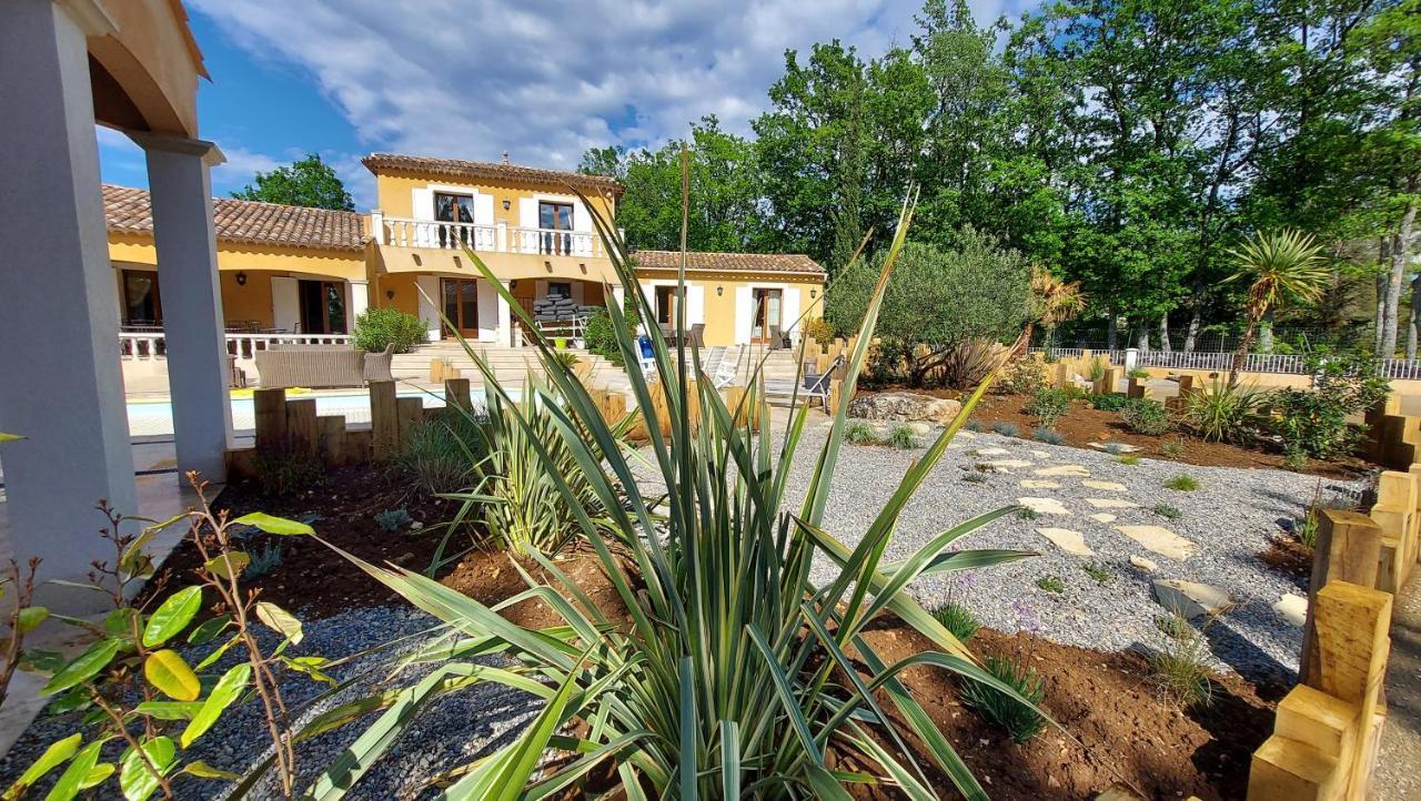 Le Mas Provencal Régusse Dış mekan fotoğraf